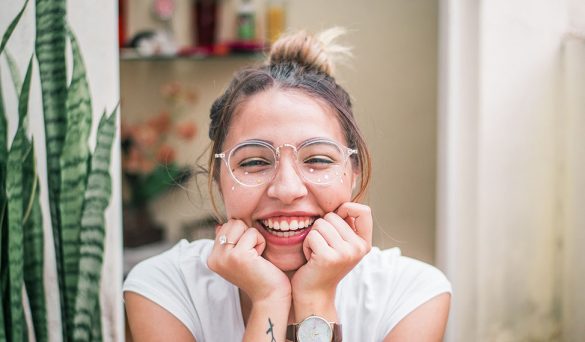 Encías inflamadas, retraídas y sensibles